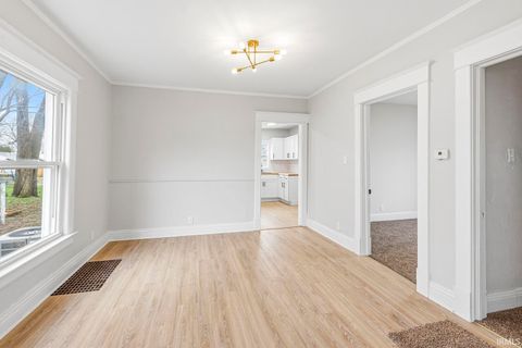 Tiny photo for 1434 E 4th Street, Mishawaka, IN 46544 (MLS # 202612061)