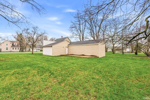 Tiny photo for 1434 E 4th Street, Mishawaka, IN 46544 (MLS # 202612061)