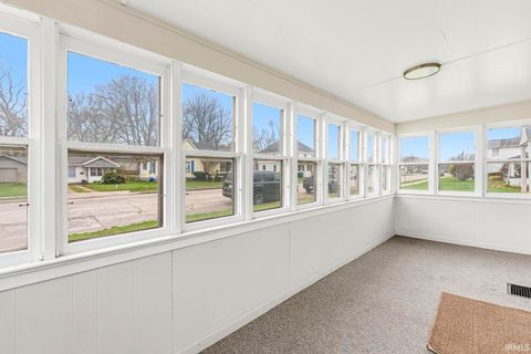 Tiny photo for 1434 E 4th Street, Mishawaka, IN 46544 (MLS # 202612061)