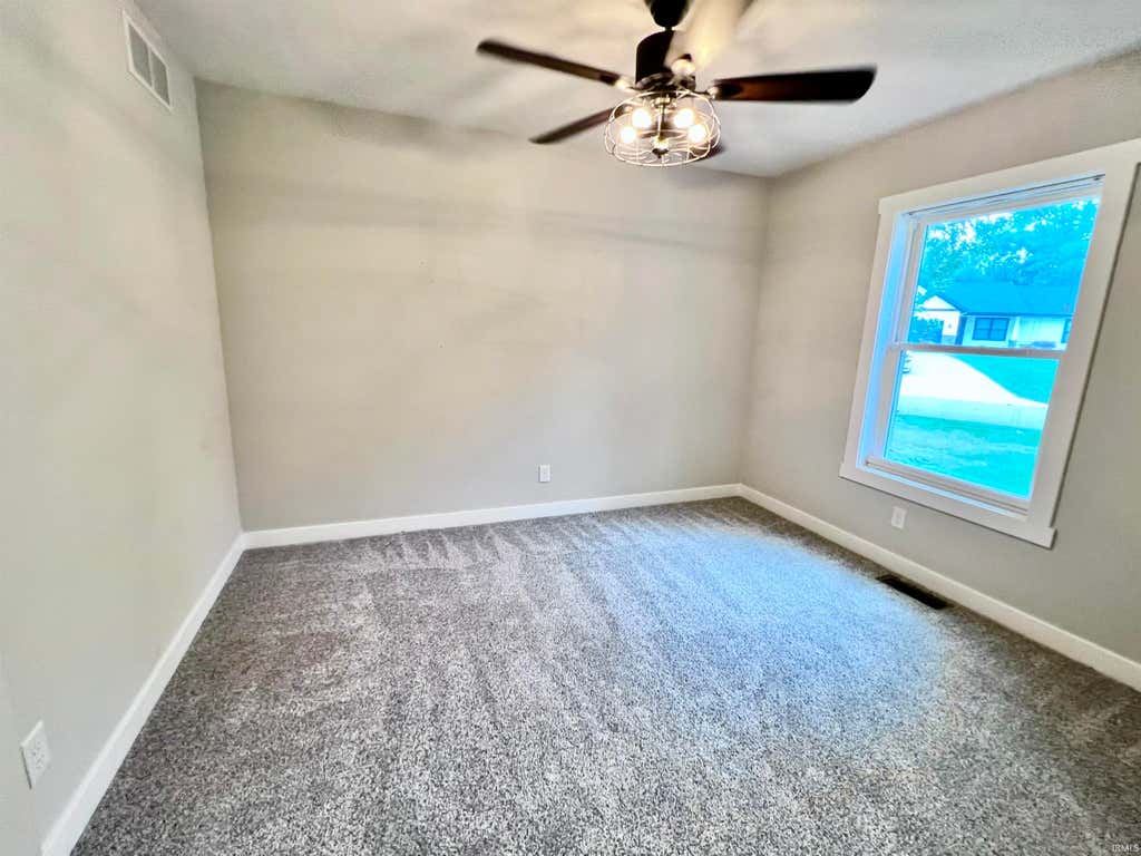 Photo of 54098 Starner Avenue, Elkhart, IN 46514 (MLS # 202624923)