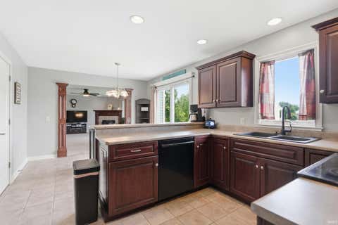 Tiny photo for 1125 Coral Isle Cove, Fort Wayne, IN 46845 (MLS # 202620965)