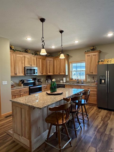 Tiny photo for 724 W Aspen Drive, Haubstadt, IN 47639 (MLS # 202618589)