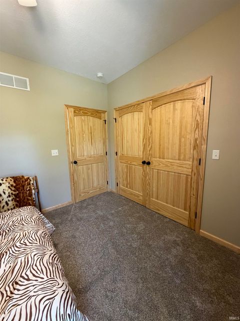 Tiny photo for 724 W Aspen Drive, Haubstadt, IN 47639 (MLS # 202618589)