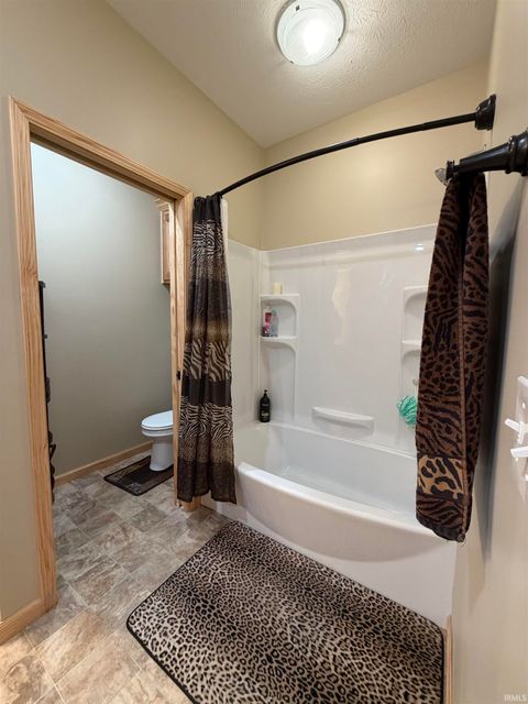 Tiny photo for 724 W Aspen Drive, Haubstadt, IN 47639 (MLS # 202618589)