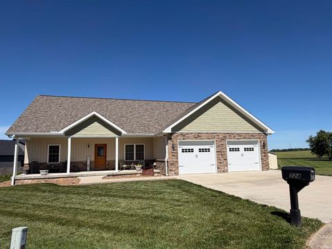 Tiny photo for 724 W Aspen Drive, Haubstadt, IN 47639 (MLS # 202618589)