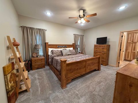Tiny photo for 724 W Aspen Drive, Haubstadt, IN 47639 (MLS # 202618589)