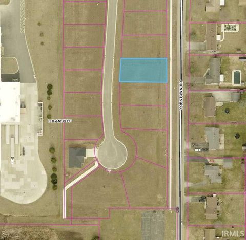 Tiny photo for 210 S Dingo Drive, Logansport, IN 46947 (MLS # 202623255)