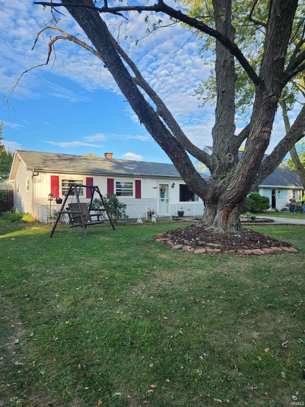 Photo of 1443 Bedford Drive, New Haven, IN 46774 (MLS # 202540617)