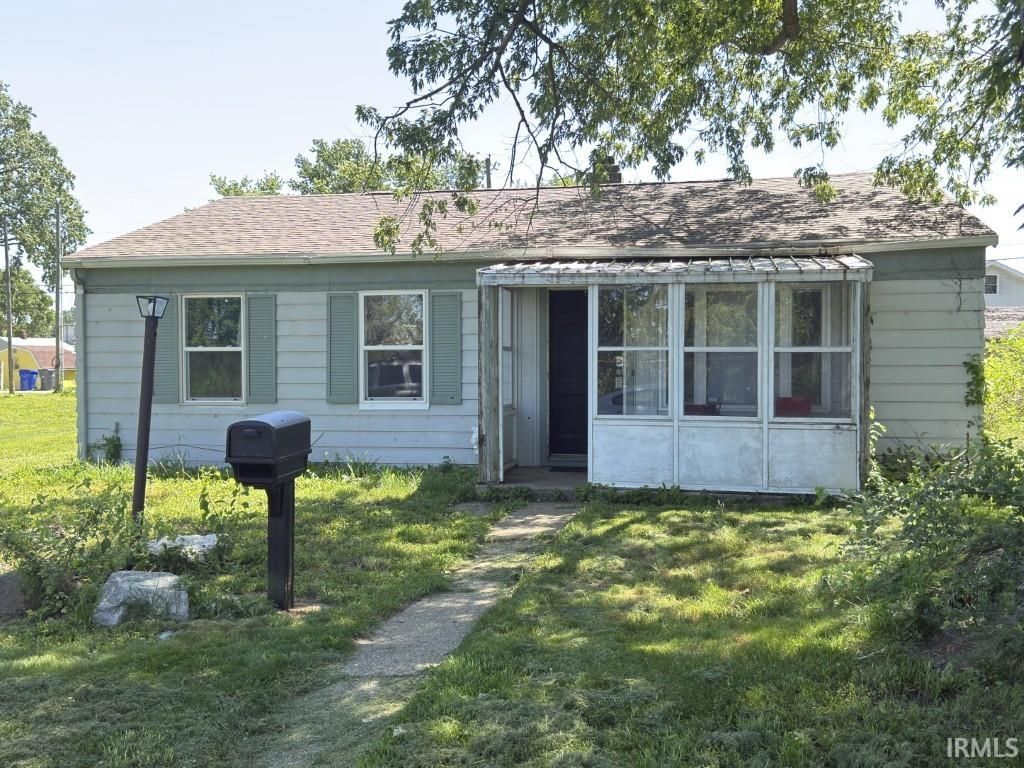 Photo of 2204 N WEBSTER Street, Kokomo, IN 46901 (MLS # 202621189)
