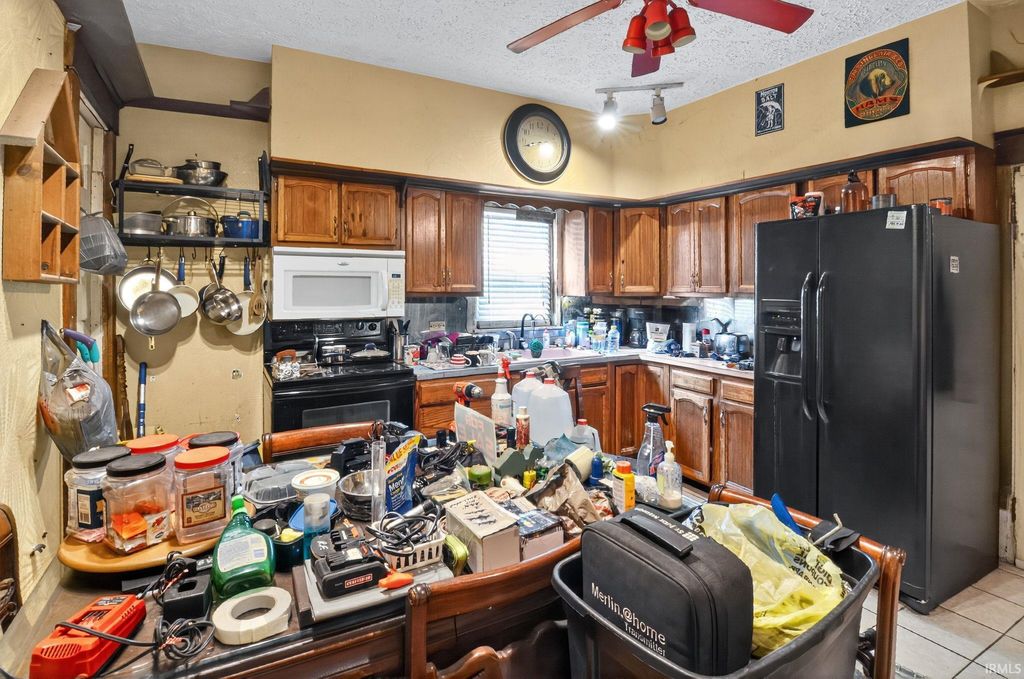 Photo of 1515 S 18th Street, Terre Haute, IN 47803 (MLS # 202540385)