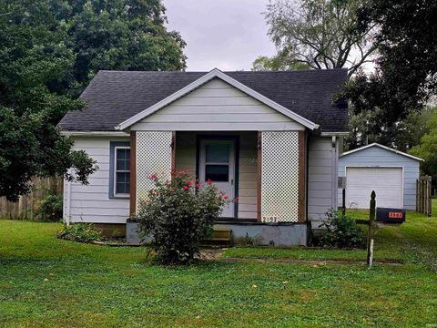 Photo of 2507 Rheinhardt Avenue, Evansville, IN 47714 (MLS # 202539207)