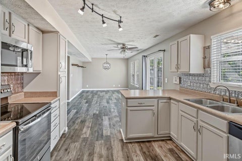 Tiny photo for 617 Elijah Street, West Lafayette, IN 47906 (MLS # 202640868)