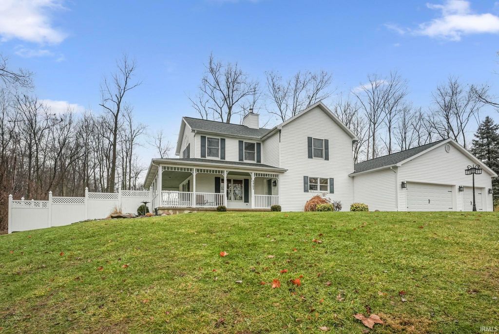 Photo of 2903 E Stalf Road Rd, Columbia City, IN 46725 (MLS # 202549707)