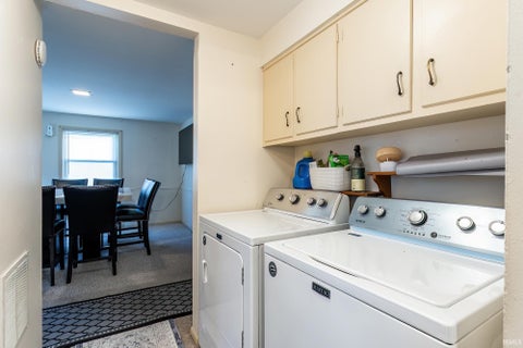 Tiny photo for 6632 Clovercrest Drive, Fort Wayne, IN 46815 (MLS # 202635608)