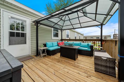Tiny photo for 2024 Red Oak Drive, Kokomo, IN 46901 (MLS # 202623400)