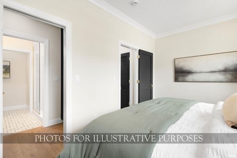 Tiny photo for 748 N Notre Dame Avenue, South Bend, IN 46617 (MLS # 202601124)