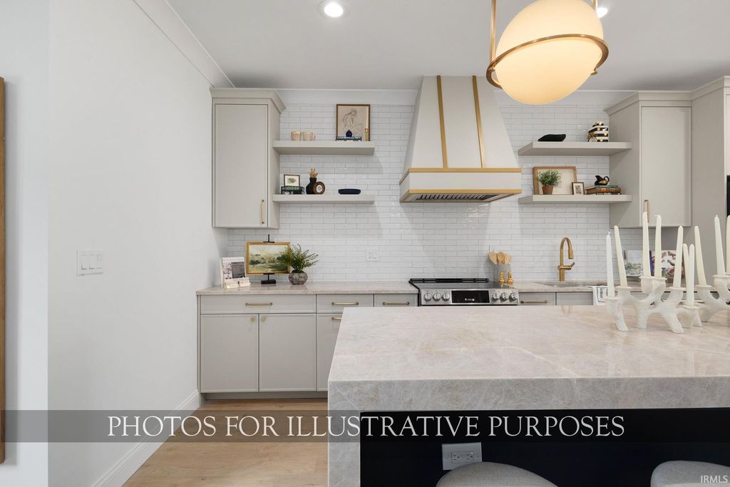 Photo of 748 N Notre Dame Avenue, South Bend, IN 46617 (MLS # 202601124)