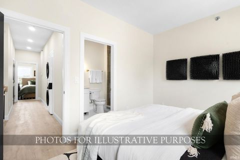 Tiny photo for 748 N Notre Dame Avenue, South Bend, IN 46617 (MLS # 202601124)