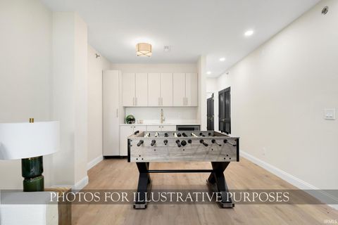 Tiny photo for 748 N Notre Dame Avenue, South Bend, IN 46617 (MLS # 202601124)