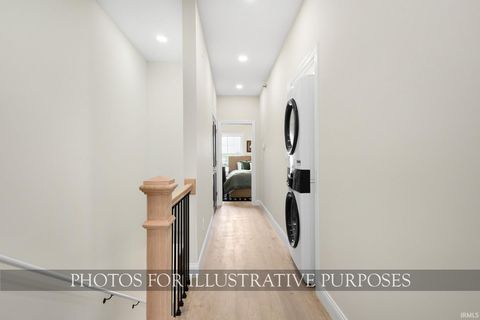 Tiny photo for 748 N Notre Dame Avenue, South Bend, IN 46617 (MLS # 202601124)