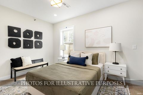 Tiny photo for 748 N Notre Dame Avenue, South Bend, IN 46617 (MLS # 202601124)