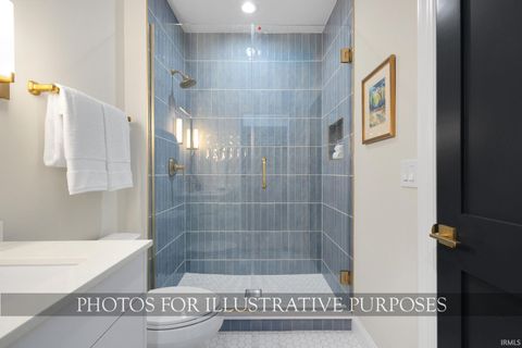 Tiny photo for 748 N Notre Dame Avenue, South Bend, IN 46617 (MLS # 202601124)