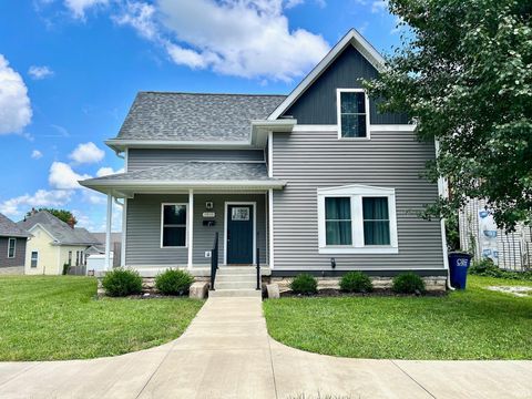Photo of 1810 H St. St, Bedford, IN 47421 (MLS # 202527581)