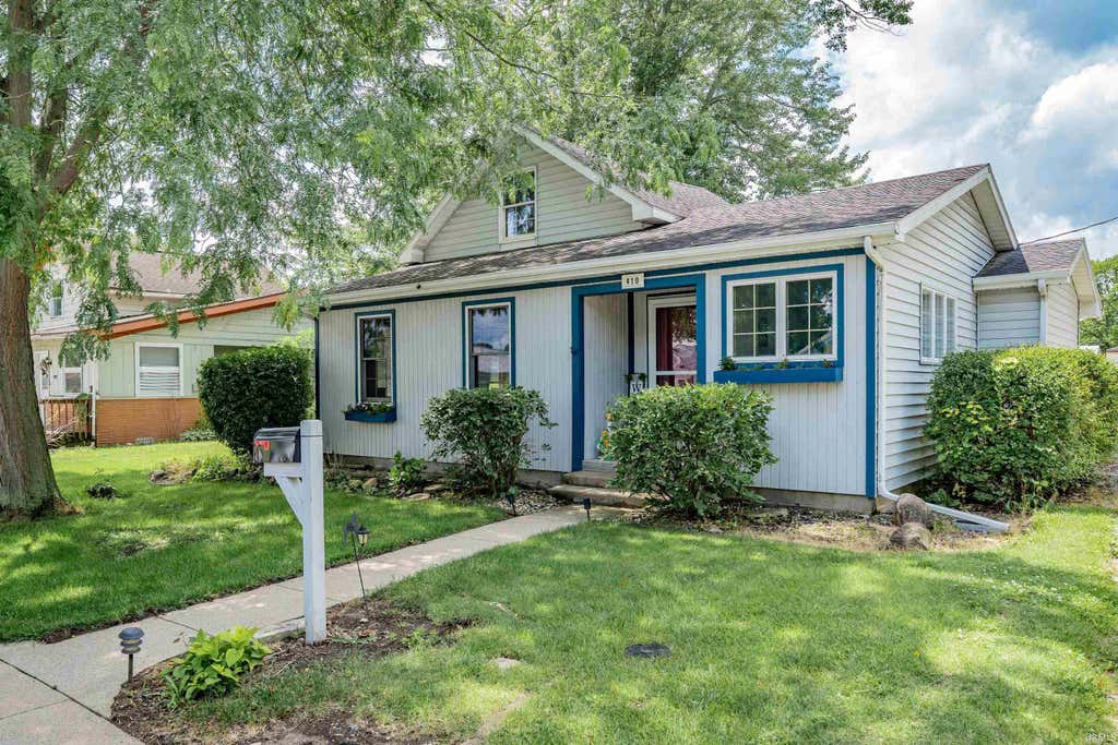 Photo of 410 S Elm Street, Columbia City, IN 46725 (MLS # 202631282)