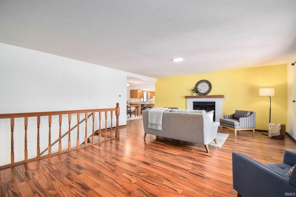 Photo of 1317 E Island View Drive, Warsaw, IN 46580 (MLS # 202603419)