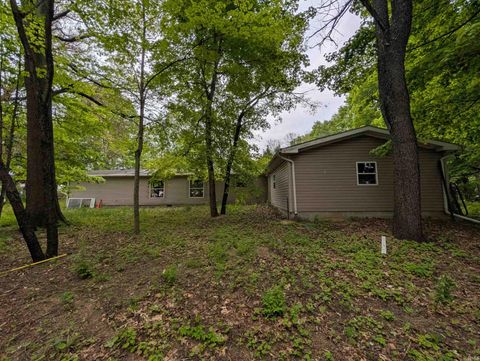 Tiny photo for 14017 State Road 120, Bristol, IN 46507 (MLS # 202618700)
