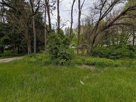 Tiny photo for 14017 State Road 120, Bristol, IN 46507 (MLS # 202618700)