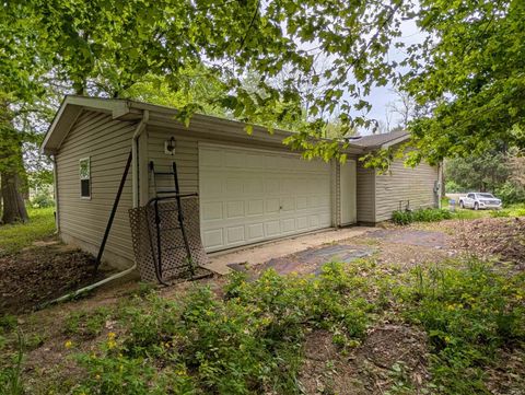 Tiny photo for 14017 State Road 120, Bristol, IN 46507 (MLS # 202618700)