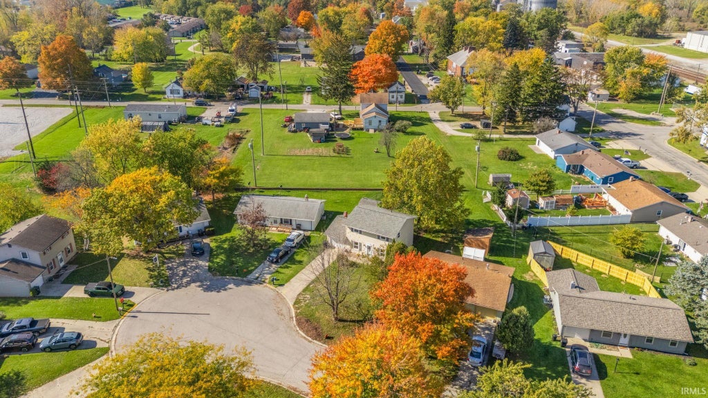 Photo of 106 Eastwood Court, Garrett, IN 46738 (MLS # 202644236)