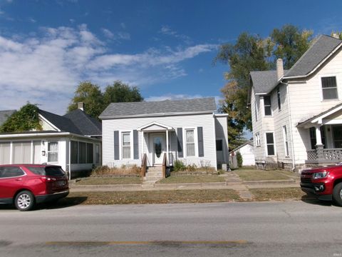 Photo of 114 W 7th Street, Peru, IN 46970 (MLS # 202542529)