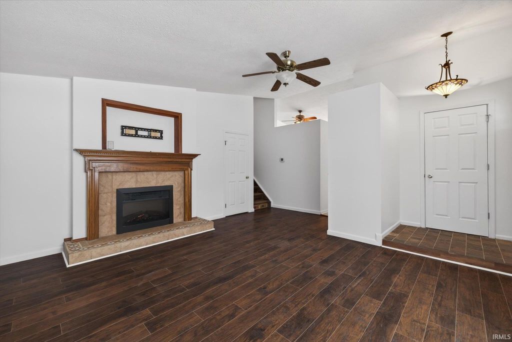 Photo of 3830 W Woodmere Way, Bloomington, IN 47403 (MLS # 202548179)