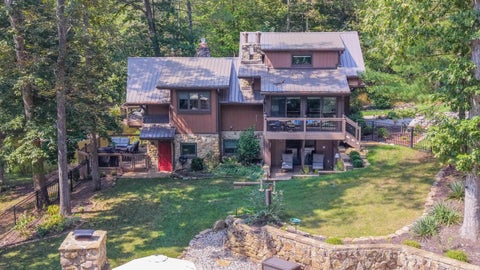 Photo of 1707 Nob Hill Drive, Nashville, IN 47448 (MLS # 202638740)
