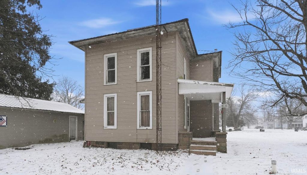 Photo of 403 S Walnut Street, Burket, IN 46508 (MLS # 202601760)