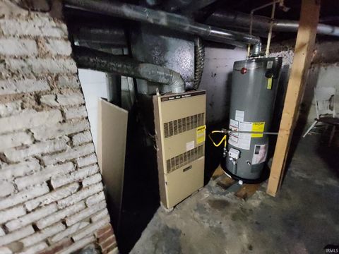 Tiny photo for 305 Tanguy Street, Logansport, IN 46947 (MLS # 202605263)