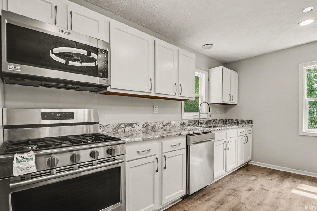 Photo of 52776 Shellbark Avenue, South Bend, IN 46628 (MLS # 202636014)