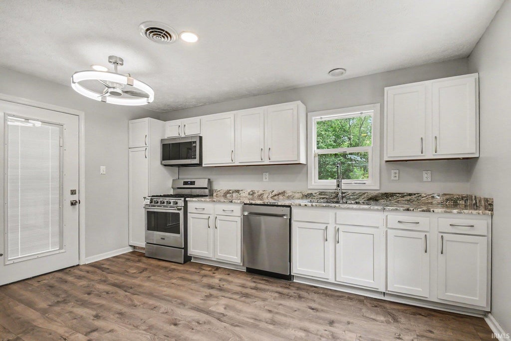 Photo of 52776 Shellbark Avenue, South Bend, IN 46628 (MLS # 202636014)
