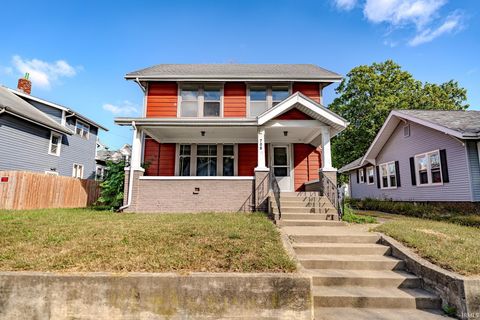 Photo of 708 Glendale Drive, Frankfort, IN 46041 (MLS # 202540813)