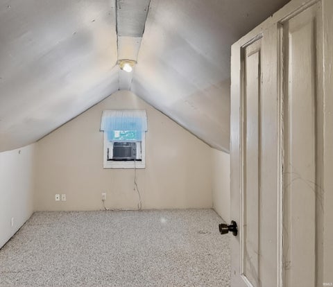 Tiny photo for 530 Easy Street, Monticello, IN 47960 (MLS # 202616644)