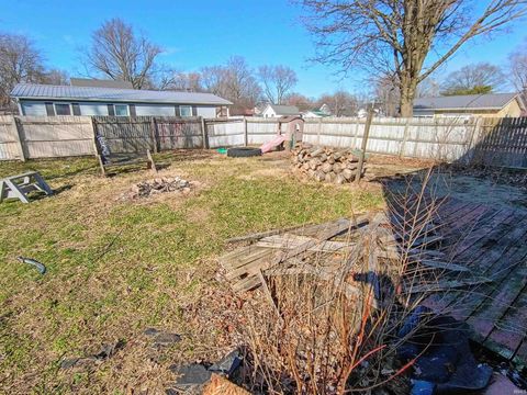 Tiny photo for 328 Jay Street, Rochester, IN 46975 (MLS # 202609602)