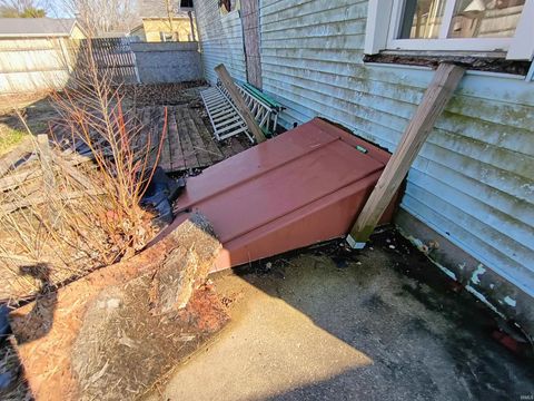 Tiny photo for 328 Jay Street, Rochester, IN 46975 (MLS # 202609602)