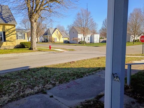 Tiny photo for 328 Jay Street, Rochester, IN 46975 (MLS # 202609602)