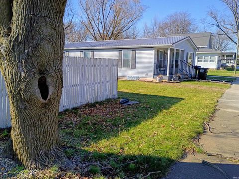 Tiny photo for 328 Jay Street, Rochester, IN 46975 (MLS # 202609602)