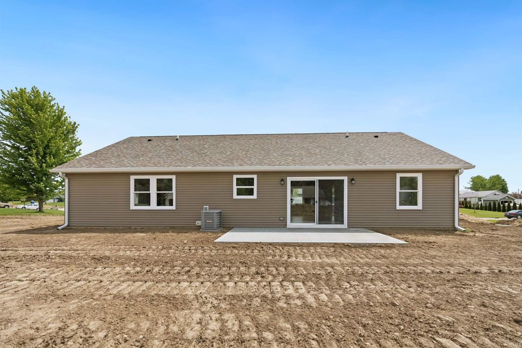 Photo of 12470 N Placidview Lane, Milford, IN 46542 (MLS # 202618099)