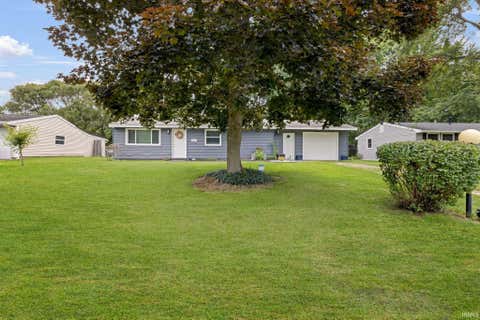 Tiny photo for 54122 Northwood Drive, Elkhart, IN 46514 (MLS # 202624679)