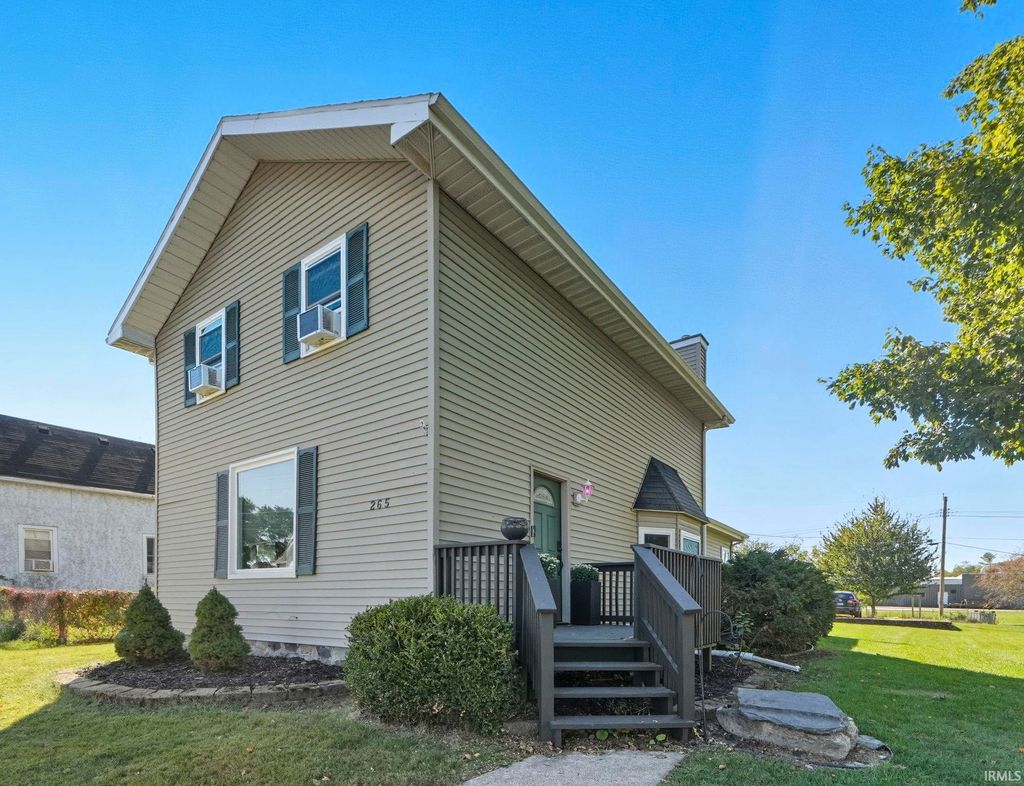 Photo of 265 S Center Street, Waterloo, IN 46793 (MLS # 202539134)