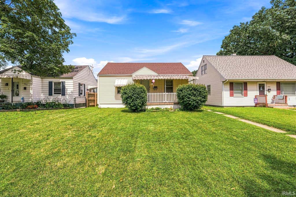 Photo of 1917 E Bowman Street, South Bend, IN 46613 (MLS # 202634868)